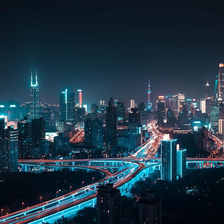 Parents evaluating schools in Spain